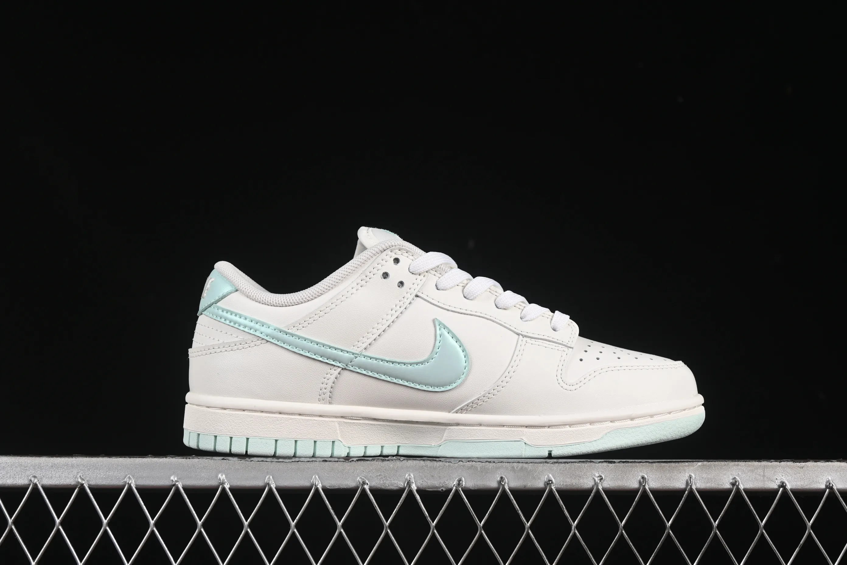 All Categories Nk SB Dunk Series Nk SB Dunk Low Low-top sneakers Nike SB Dunk Low Love Story Anniversary high-end customization Low-top casual sneakers WC2012-017